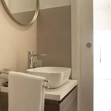 Bed & Breakfast Sciola - Ts 4*