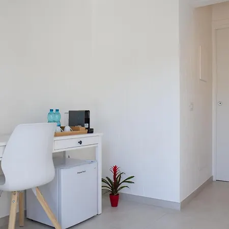 Sciola - Ts Bed & Breakfast 4*